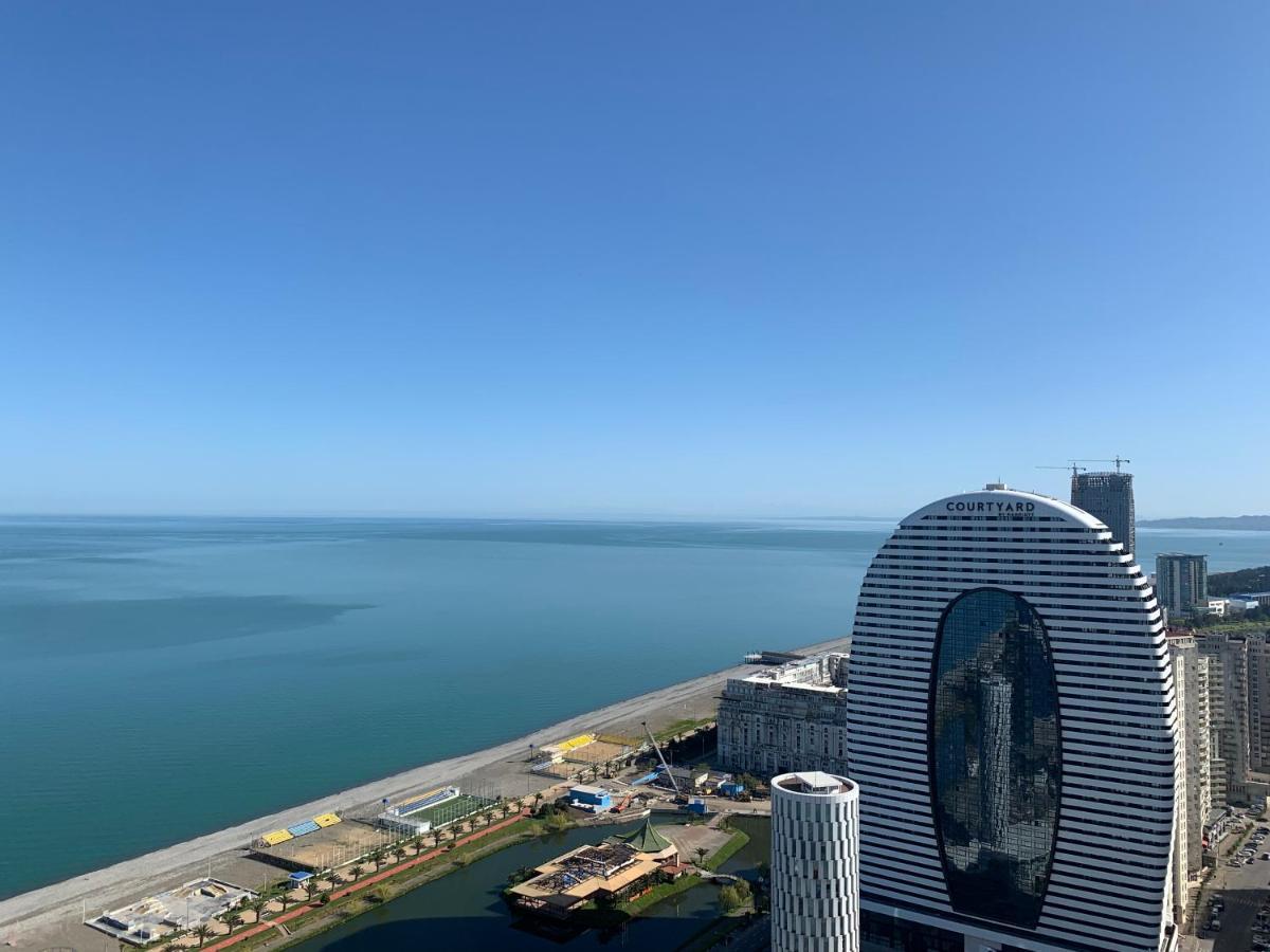 Orbi City Luxury Towers Aparthotel Батуми Екстериор снимка