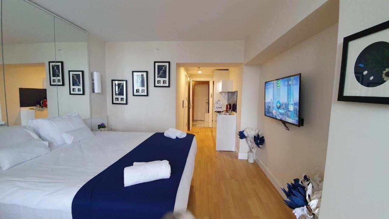 Orbi City Luxury Towers Aparthotel Батуми Екстериор снимка