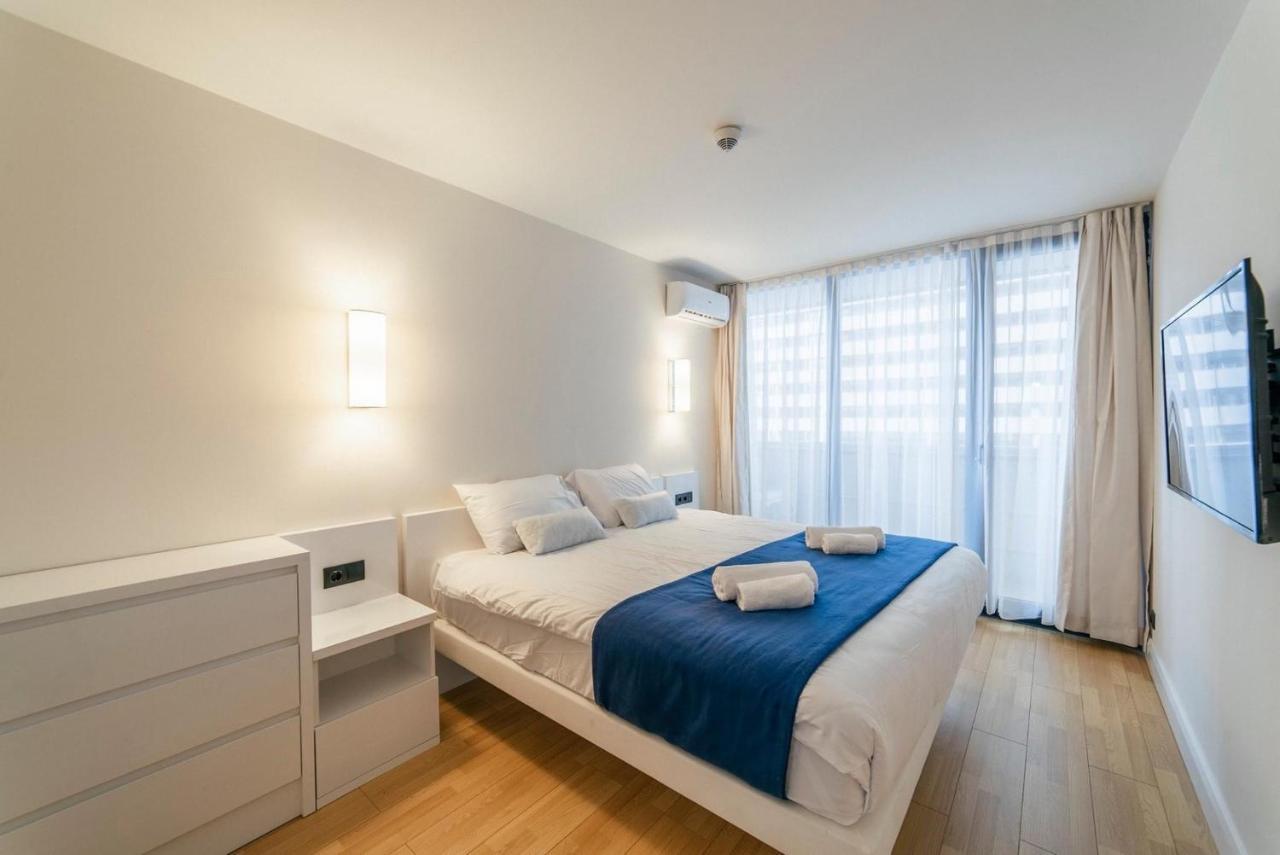 Orbi City Luxury Towers Aparthotel Батуми Екстериор снимка
