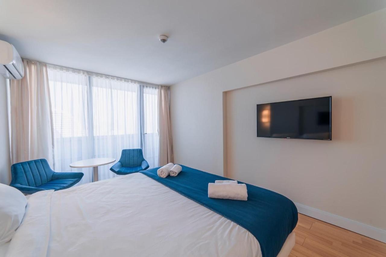 Orbi City Luxury Towers Aparthotel Батуми Екстериор снимка