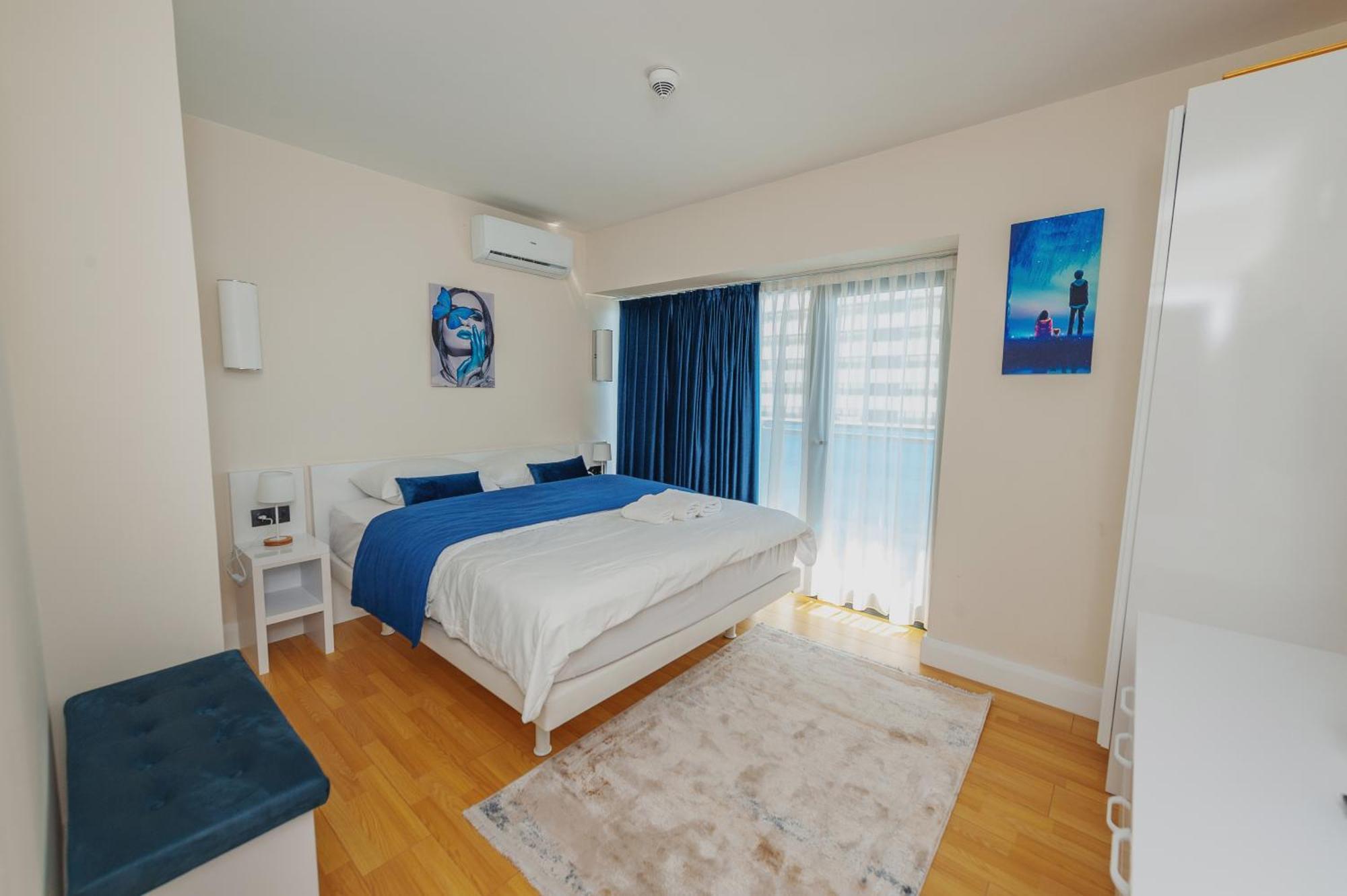 Orbi City Luxury Towers Aparthotel Батуми Екстериор снимка