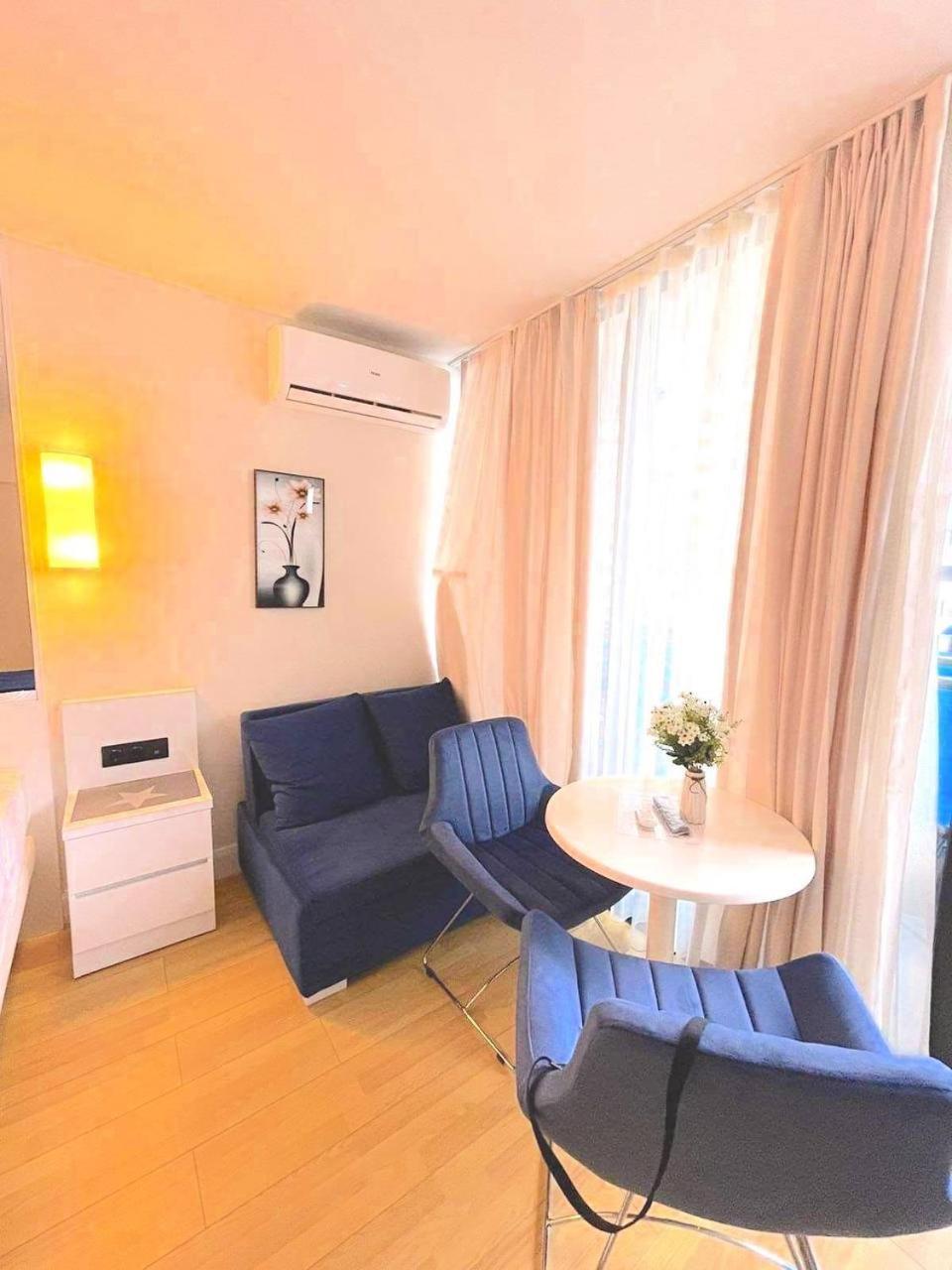 Orbi City Luxury Towers Aparthotel Батуми Екстериор снимка